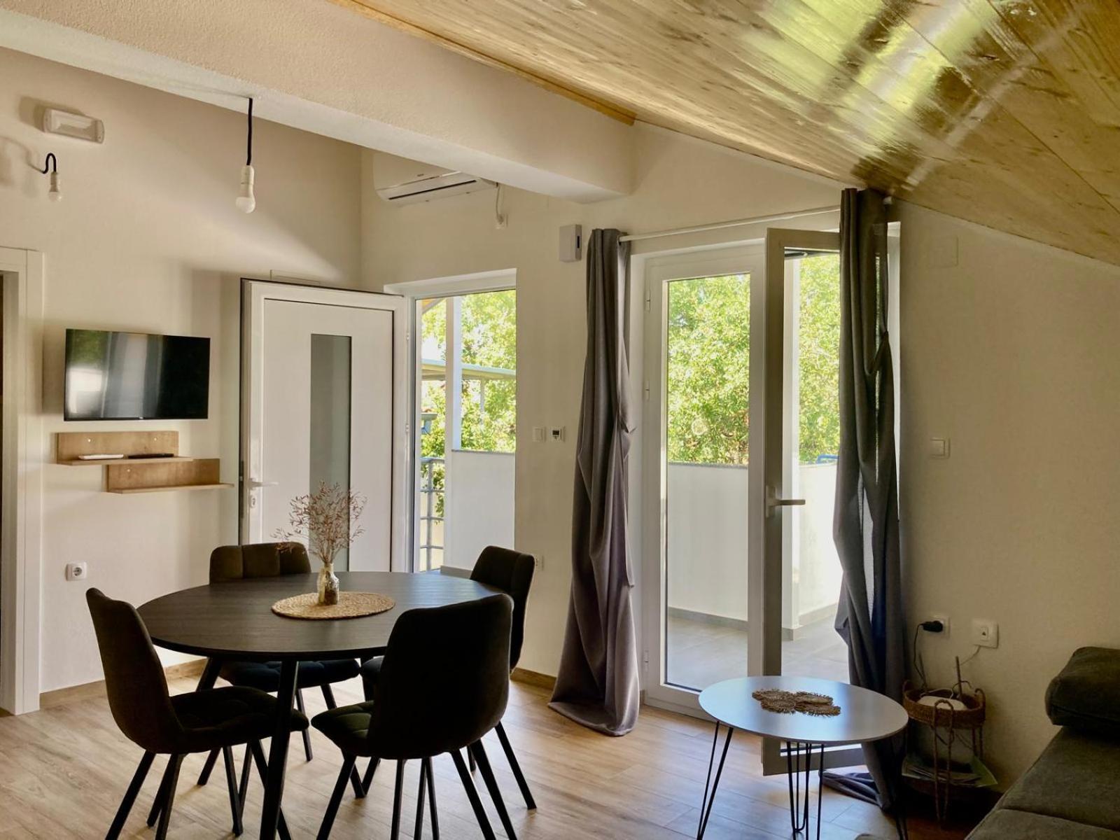 Apartment Mrkic